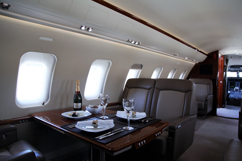 jet privato Bombardier Challenger 605